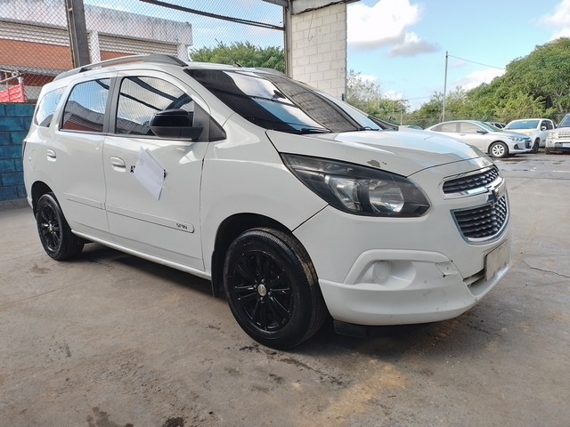 CHEVROLET SPIN 1.8L MT LT 2018