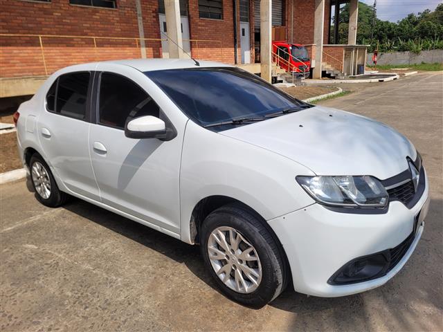  RENAULT LOGAN EXPR 1016V  2015