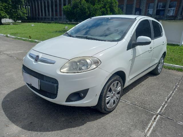 FIAT PALIO ESSENCE 1.6 2013